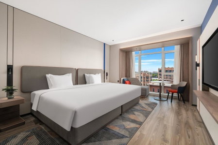 Holiday Inn Express Qingdao Hongdao Station by IHG - Qingdao International Airport, Qingdao, Китай