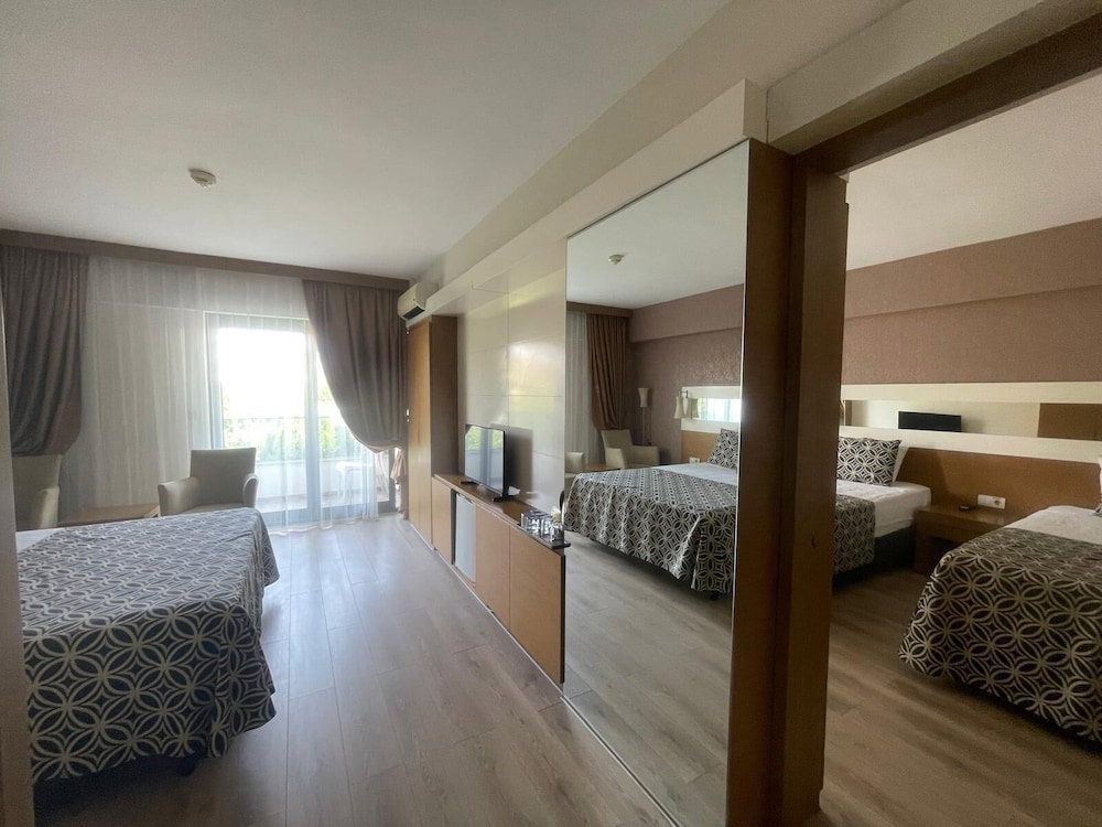 Hotel · Tripolis Hotel, Merkezefendi