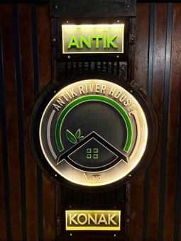 Antik River House, Sile, Турция