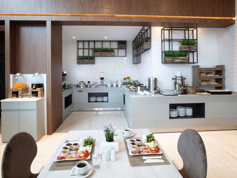 ibis Styles Izmir Bornova, Izmir, Турция