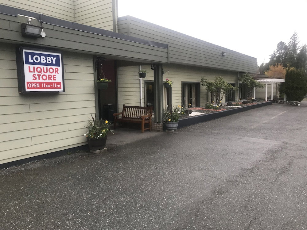 Hotel · Airport Inn, Port Hardy