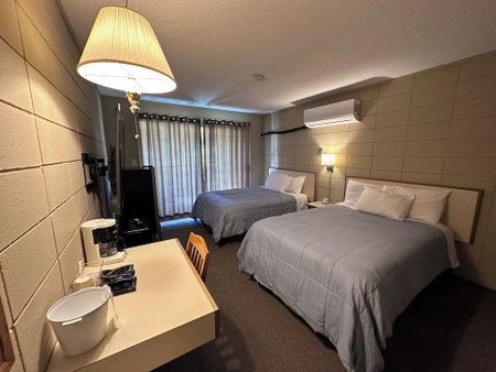 Airport Inn, Port Hardy, Canada
