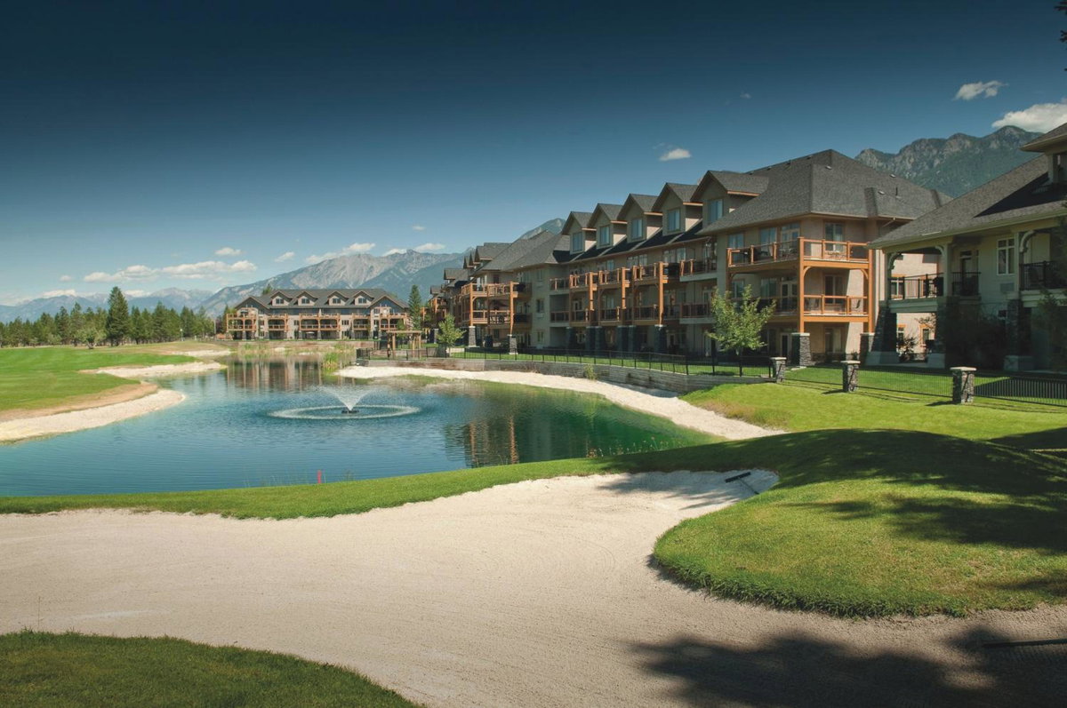 Bighorn Meadows Resort, Canada