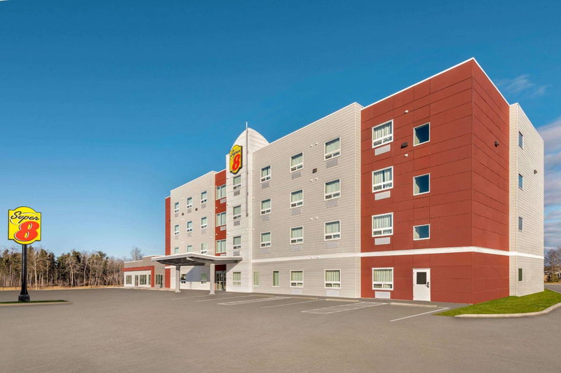 Super 8 by Wyndham Thompson, Thompson, Canada