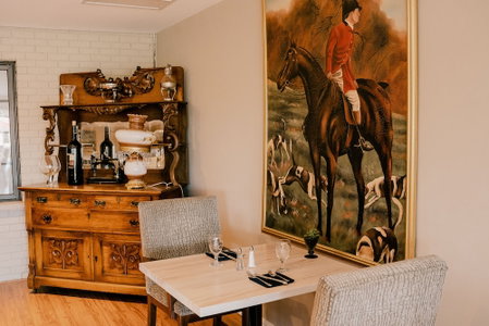 Hessenland Inn & Schatz Winery, Bluewater, Canada