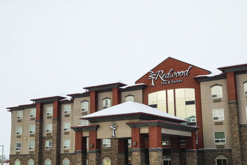 Redwood Inn & Suites, Clairmont, Канада