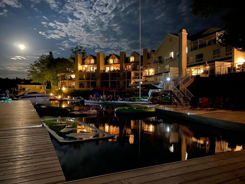 Muskoka Lakes Hotel and Resorts, Bracebridge, Canada