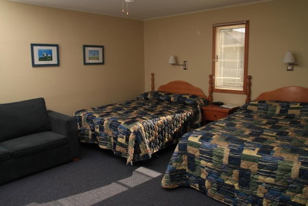 Alpine Motor Inn, Alma, Canada