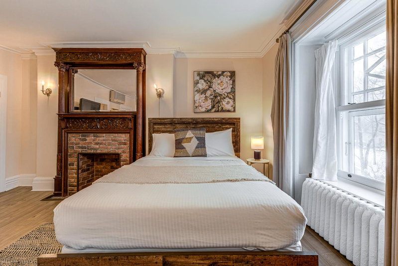 North House - Auberge La Chouette Hôtel Automatisé, Quebec City, Canada