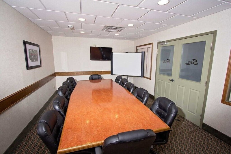 Service Plus Inns & Suites Drayton Valley, Drayton Valley, Canada