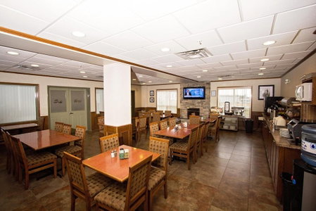 Service Plus Inns & Suites Drayton Valley, Drayton Valley, Canada