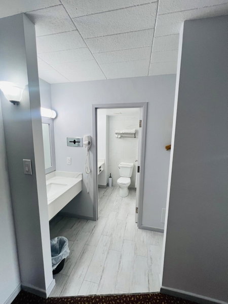 Lively Inn and Suites - Sudbury, Greater Sudbury, Canada