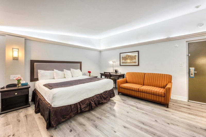 Travelodge by Wyndham Sarnia, Sarnia, Канада