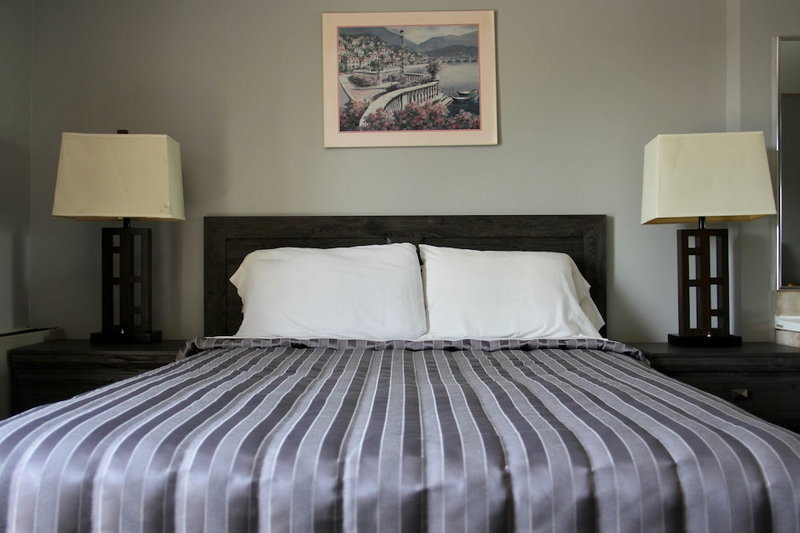 Victoria Motor Inn, Niagara Falls, Canada