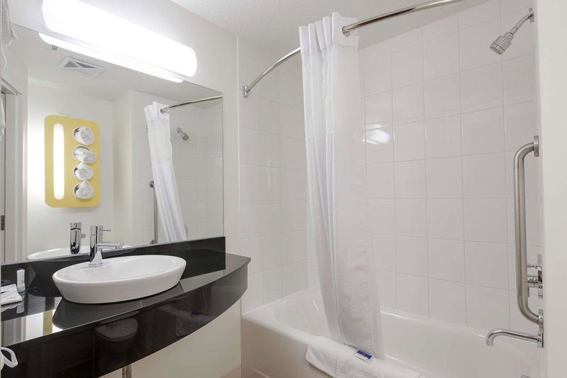Motel 6-Brandon, MB, Brandon, Canada