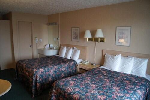 Hotel L'Express, Longueuil, Canada