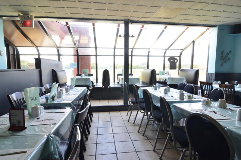 Hotel L'Express, Longueuil, Canada
