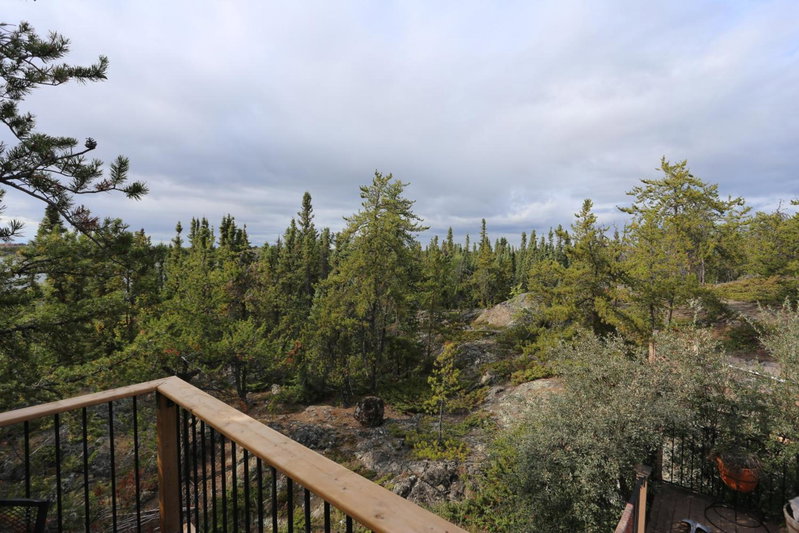 好丘。Hacho House, Yellowknife, Canada