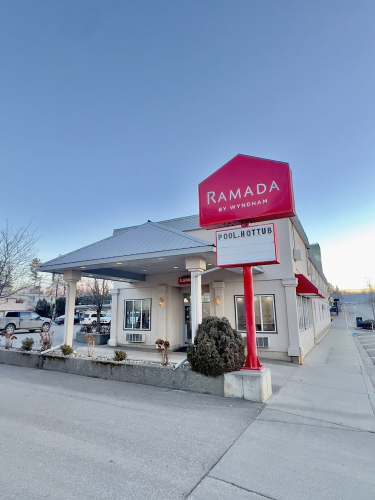 Ramada by Wyndham Quesnel, Canadá