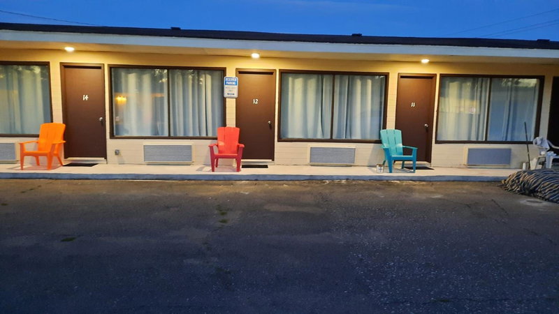 North Shore Wayside Inn, Blind River, Canada
