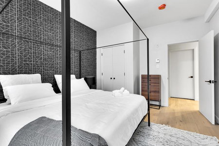 Deluxe Suites Downtown Montreal, Montréal, Canada