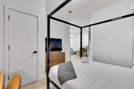 Deluxe Suites Downtown Montreal, Montréal, Canada
