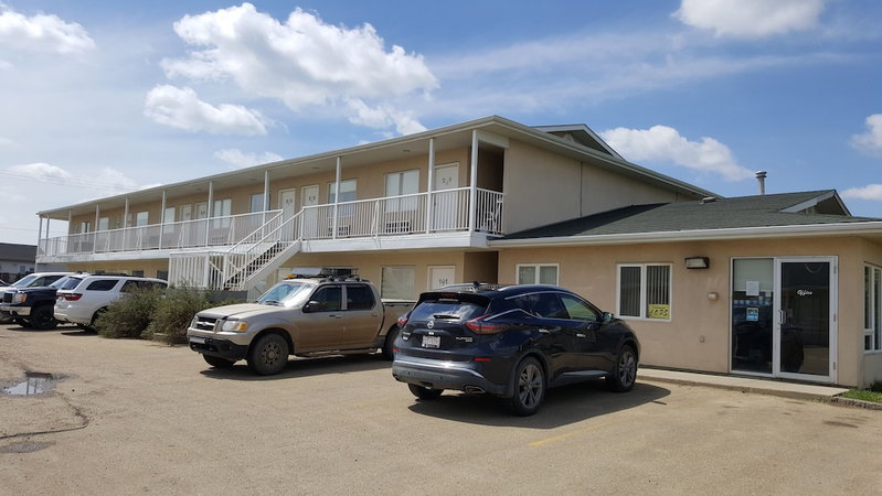 waintel studio-wainwright motel, Wainwright, Canada