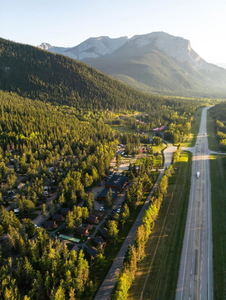 Jasper Gates Resort, Brule Mines, Canada