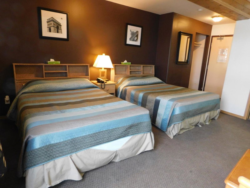 Timberland Hotel, Hinton, Canada