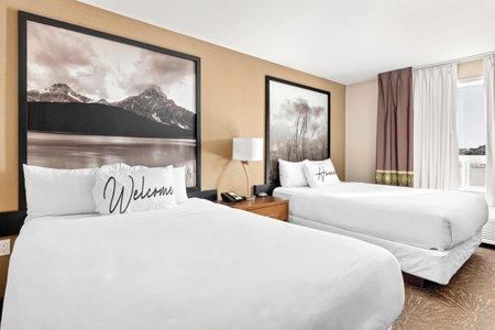 Home Inn and Suites Lloydminster, Lloydminster, Canada