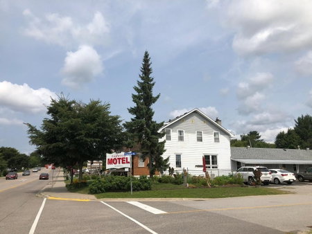 Oakwood Motel, Gravenhurst, Canada