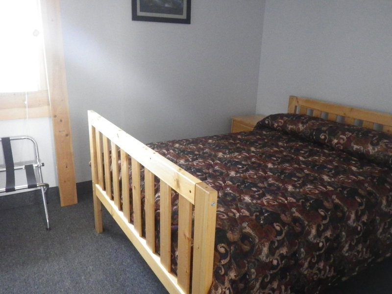 Alcan Motor Inn, Haines Junction, Canada