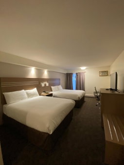 Chalet Continental Motel, Valemount, Canada