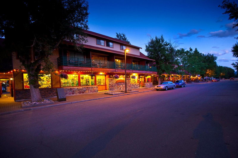 Bayshore Inn & Spa, Waterton Park, Canada