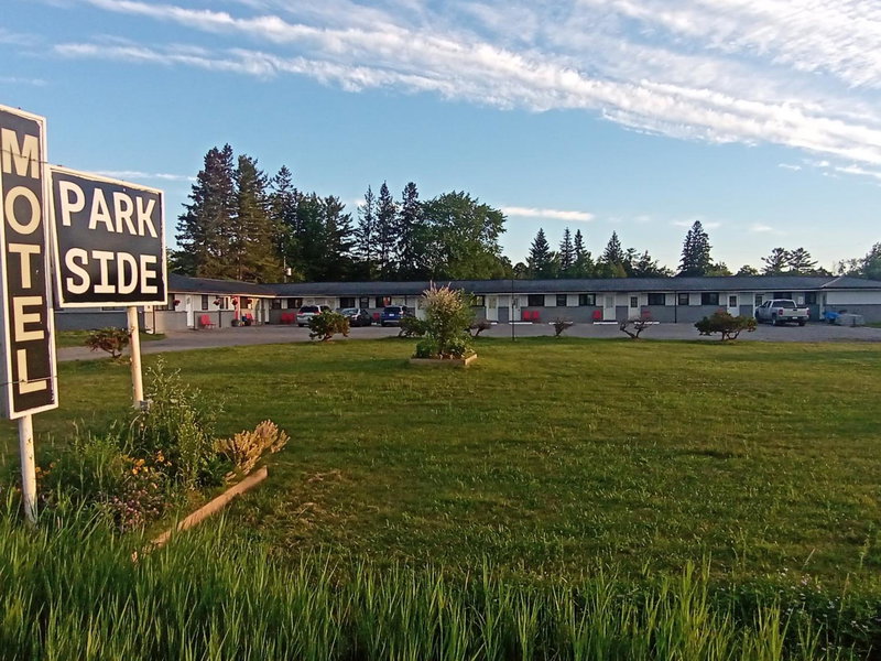 Park Side Motel, Peterborough, Canada