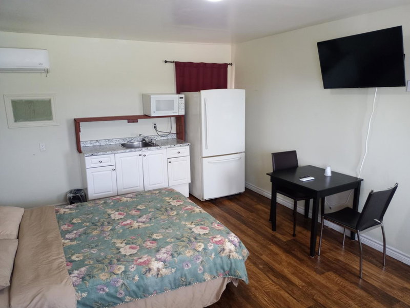 Park Side Motel, Peterborough, Canada