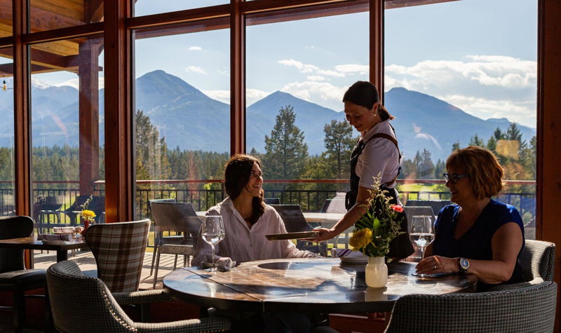 Headwaters Lodge at Eagle Ranch Resort, Invermere, Canadá