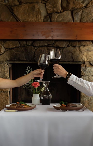 Headwaters Lodge at Eagle Ranch Resort, Invermere, Canadá