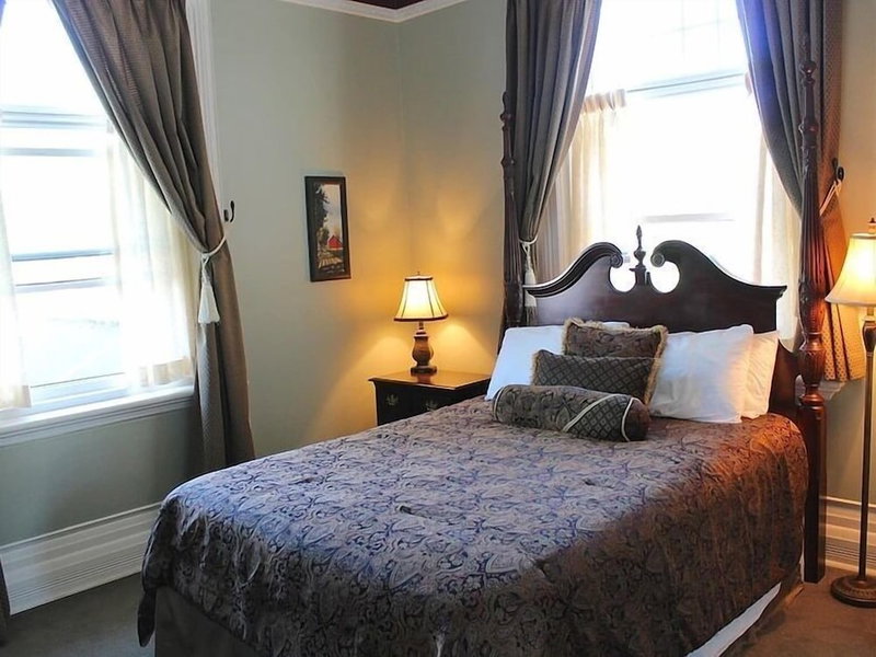 Clocktower Inn, Strathroy-Caradoc, Canadá