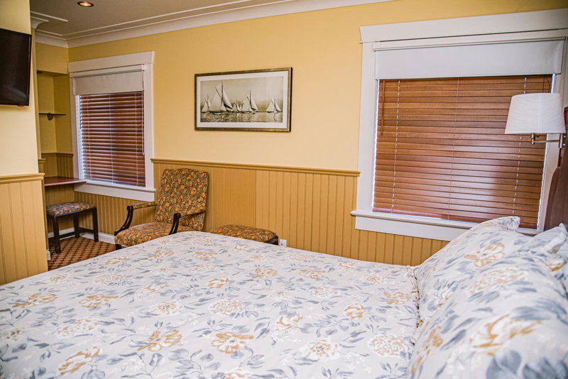 Salt Spring Inn, Ganges, Канада