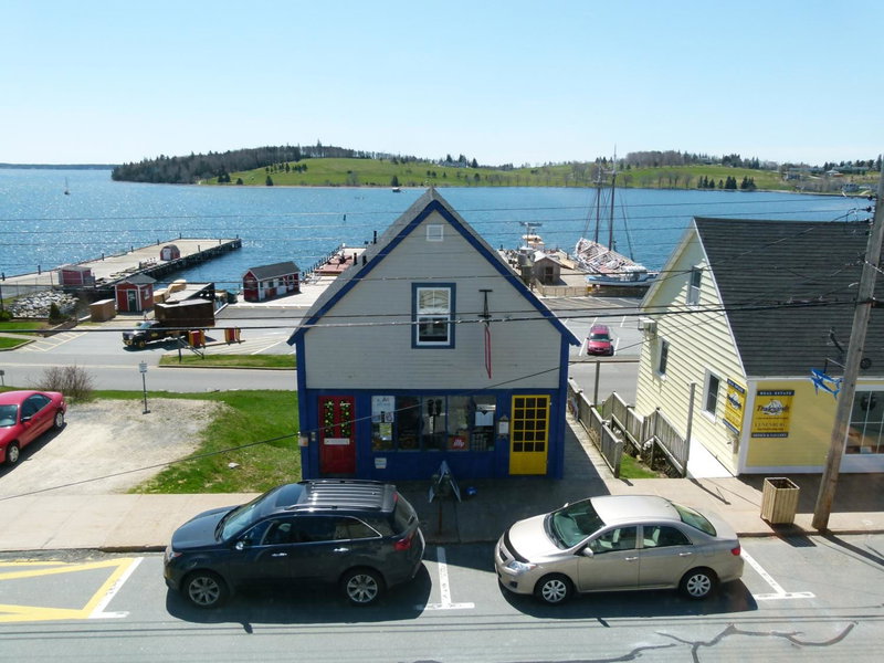 Sail Inn Lunenburg, Lunenburg, Canada