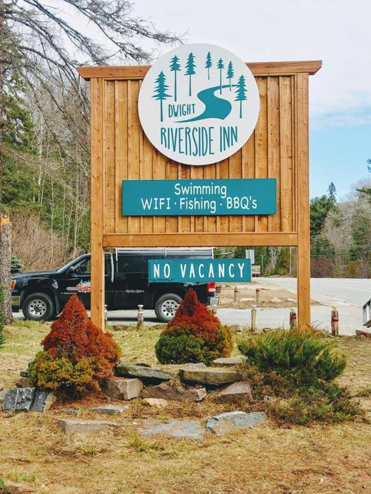 Dwight Riverside Inn, Dwight, Canadá