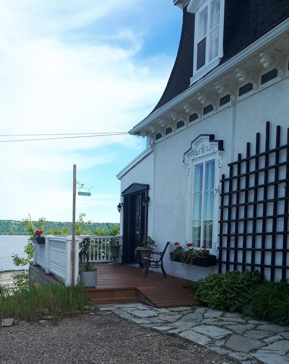 Hotel · Auberge le Petit Séjour, Chateau Richer