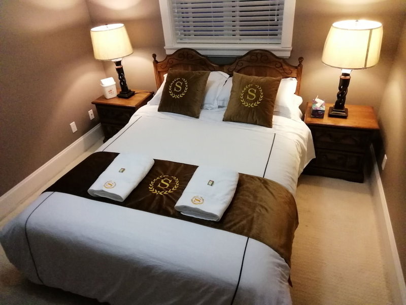 Sunny Island by White Rock B&B, Surrey, Kanada