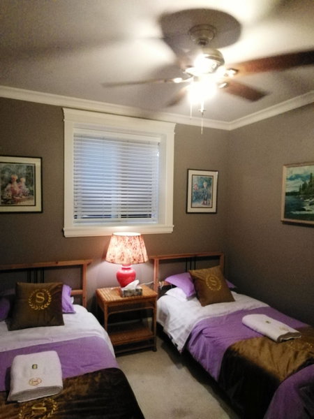 Sunny Island by White Rock B&B, Surrey, Kanada