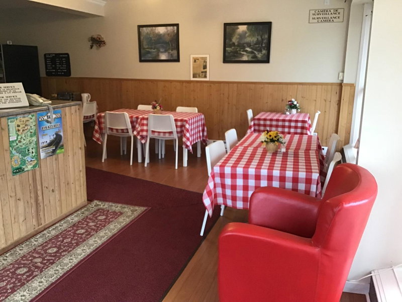 Motel Bel-Eau, Montebello, Canada