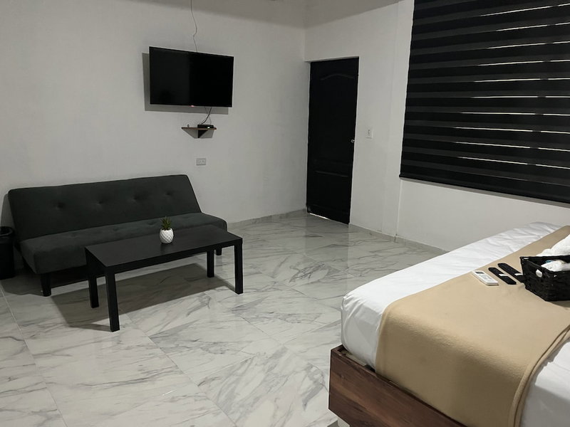 BALAM Playa - 15 Th. Ave, Playa del Carmen, Mexiko