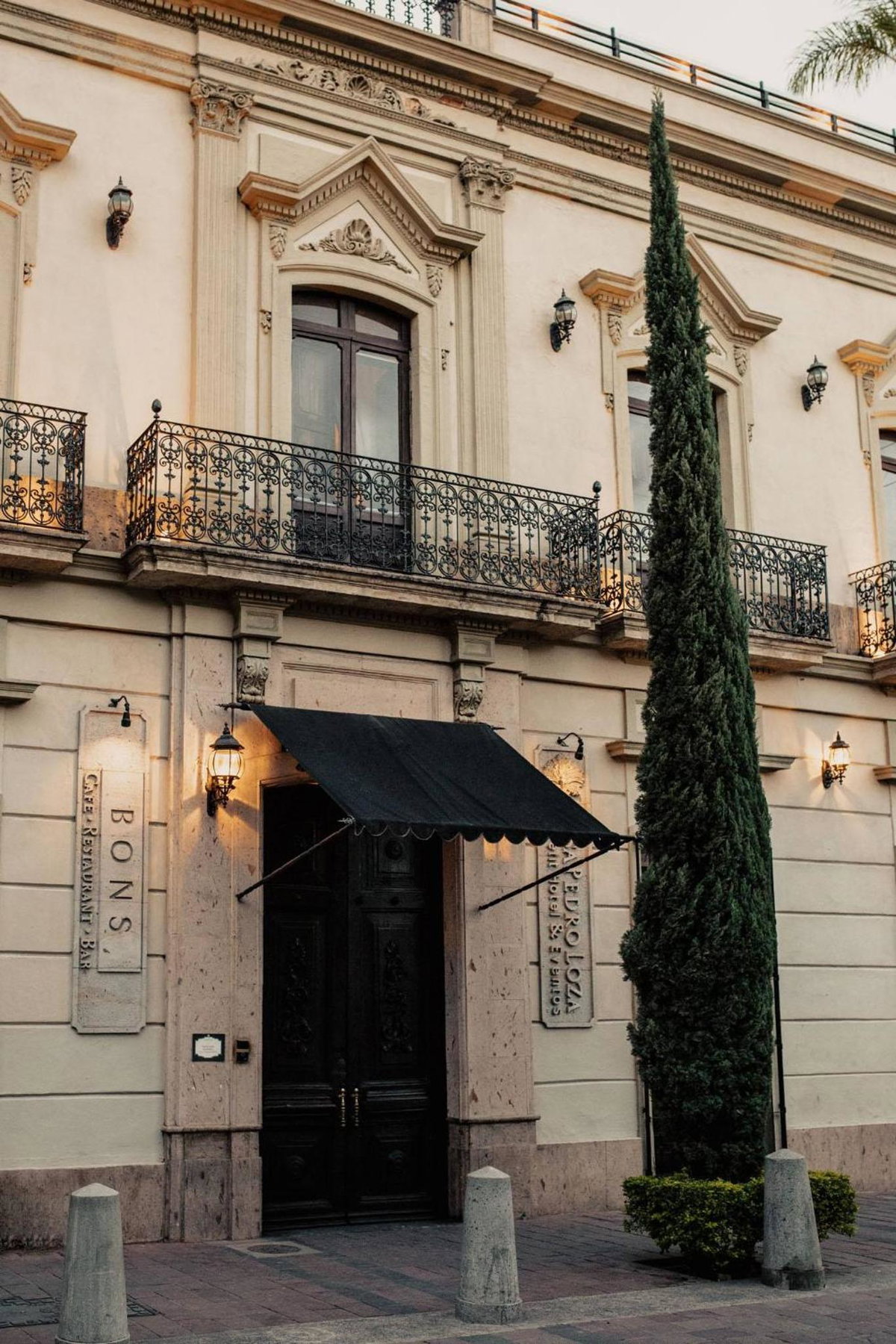 Casa Pedro Loza, México