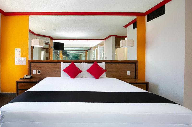 Capital O Hotel Casa Blanca, Morelia, Morelia, Мексика