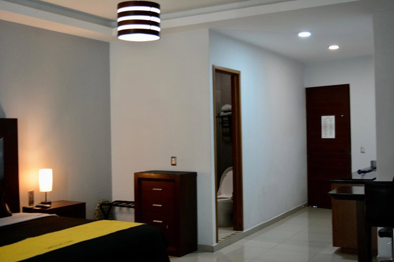 Suites La Gloria Alojamiento independiente, Tepatitlan de Morelos, Mexico